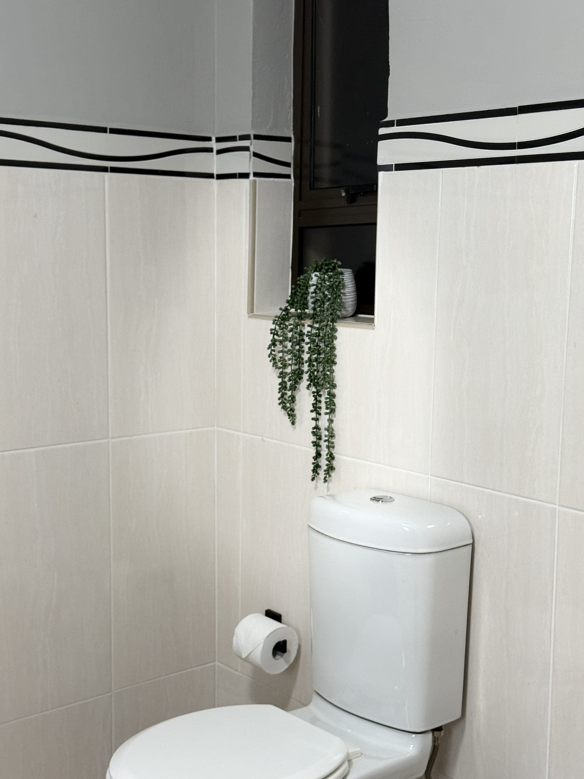Room 8 – photo 5