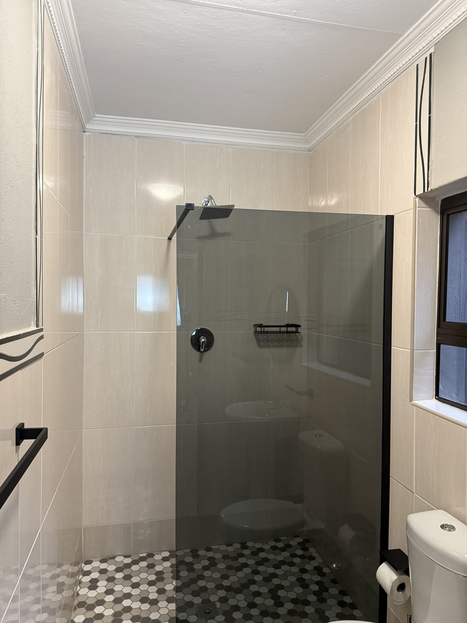 Room 3 – photo 4
