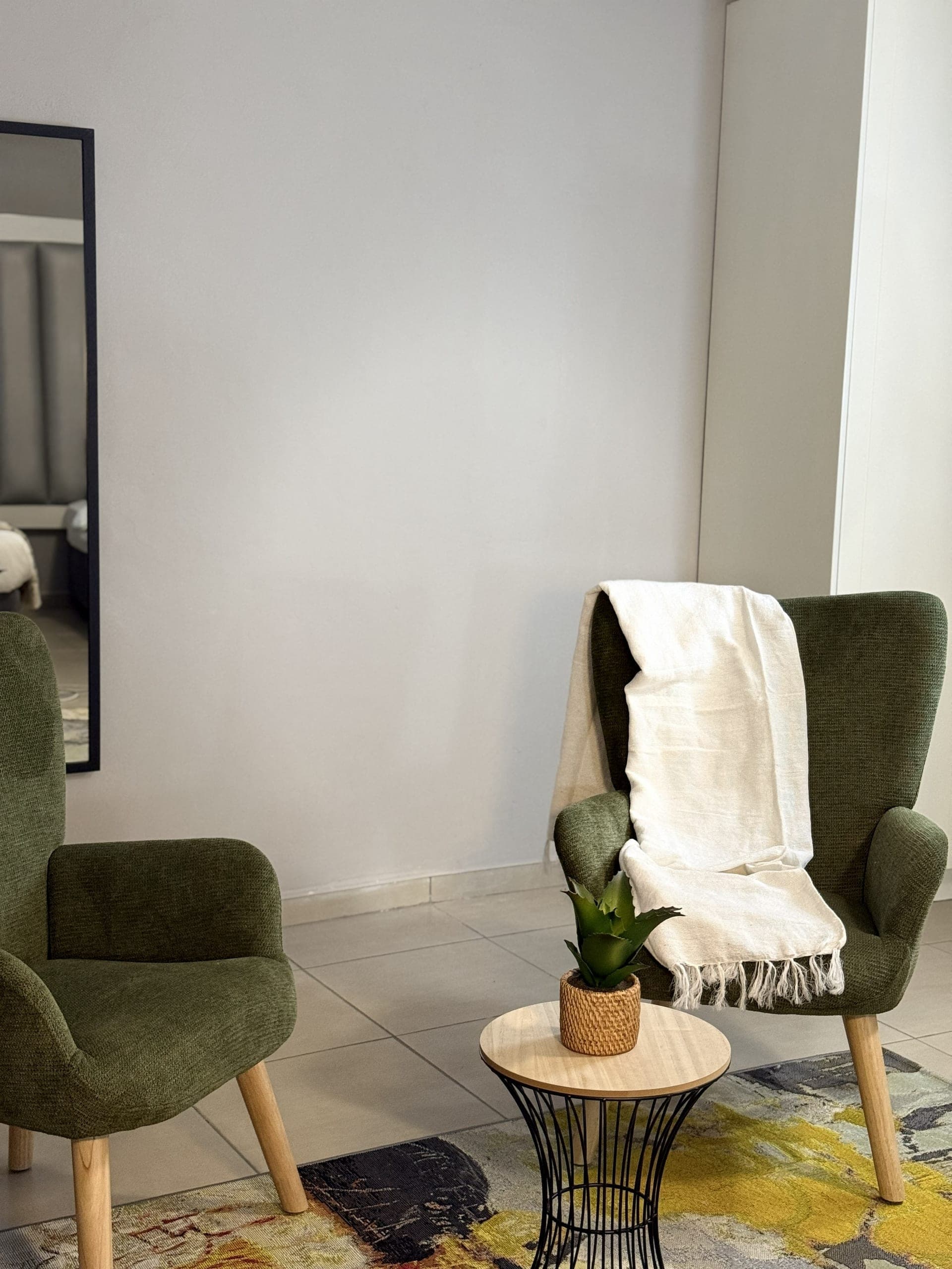 Room 2 – photo 4