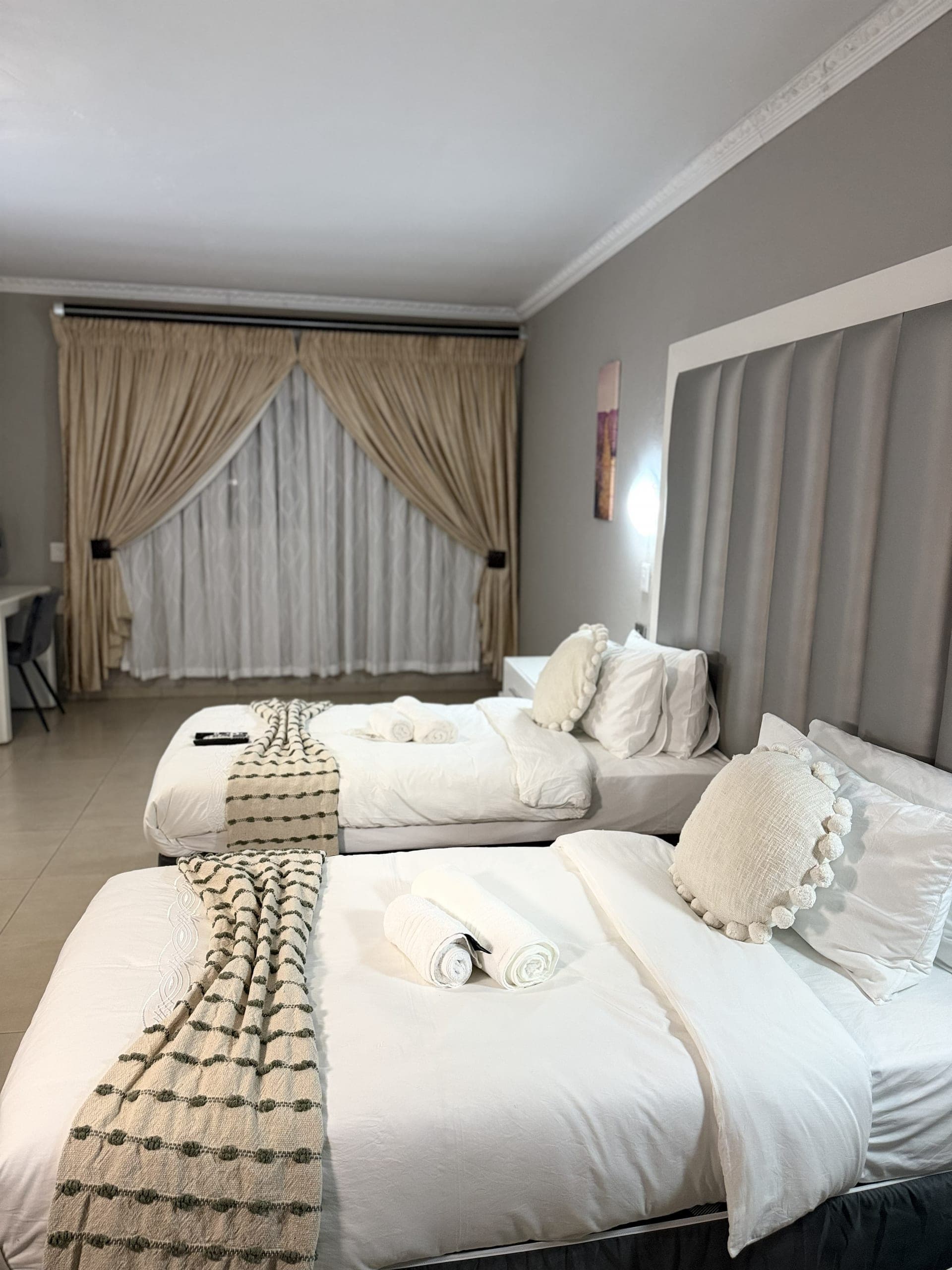 Room 2 – photo 5